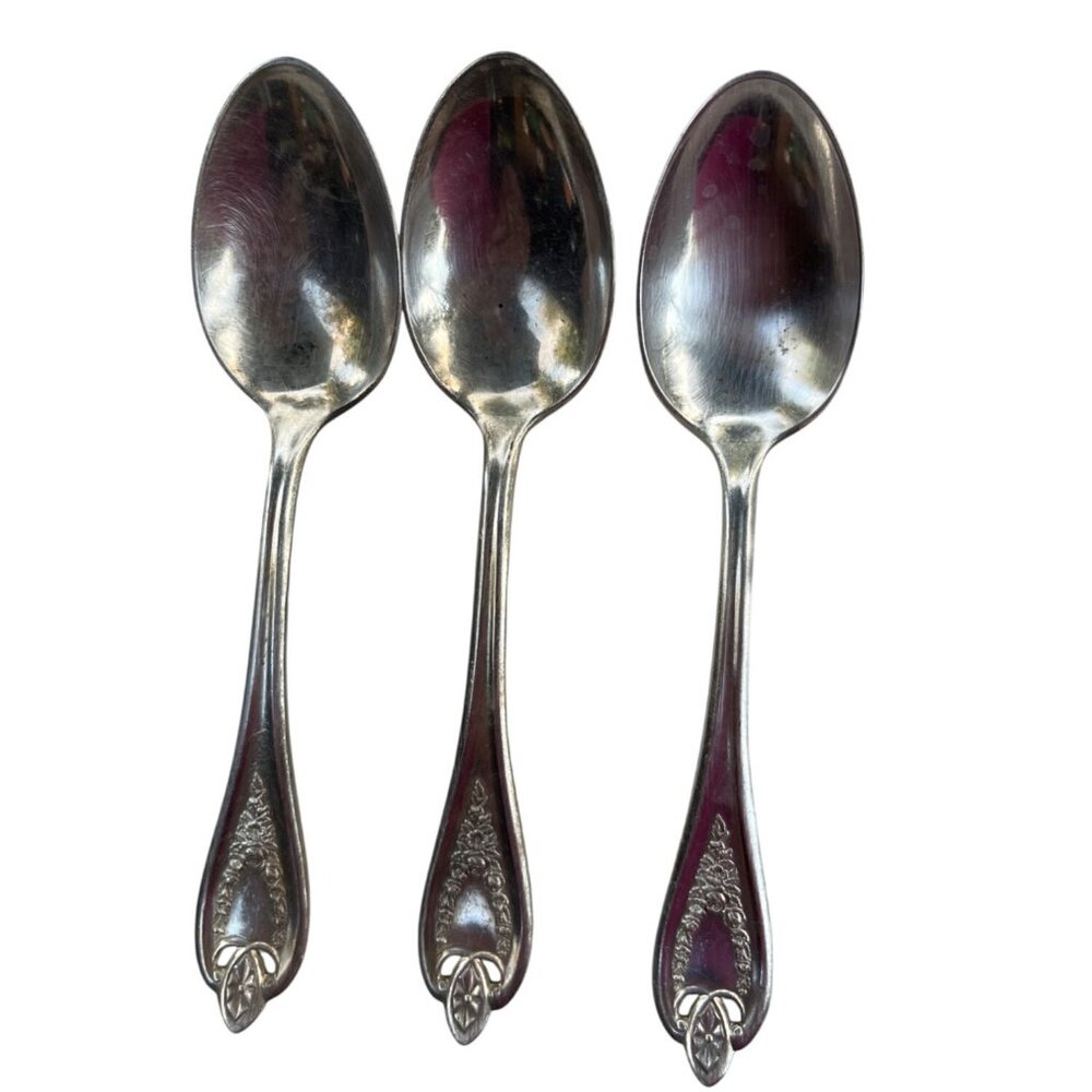 1847 Rogers Bros Silverplate Teaspoons Floral Design Set Of 3 Vintage Collectibl